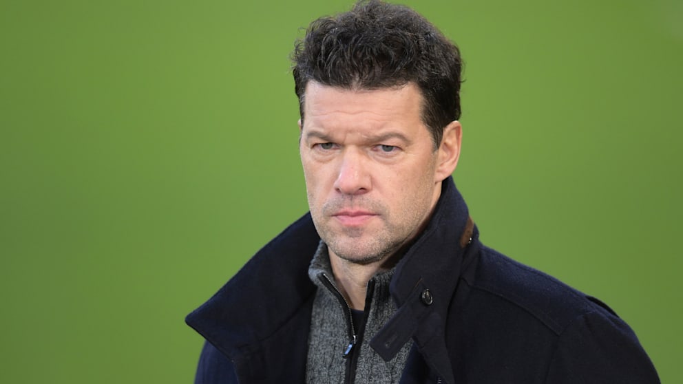 Ex-Leverkusen-Star Michael Ballack (49) arbeitet heute als TV-Experte